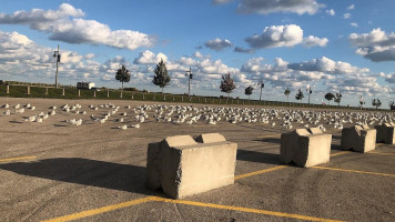 Pierside Pub & Grill outside