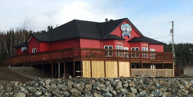 Fudge's Specializing In Seafood Exterior