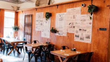 The Saskatoon Farm Dentro