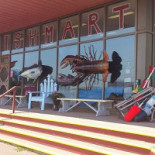 Fishmart Royal Star Foods Exterior