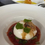 Mercuri 109 Montreal Qc Nourriture