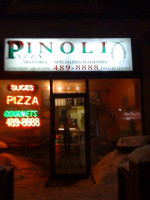 Pizza Pinoli Extérieur