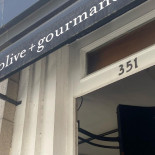 Olive Et Gourmando Extérieur