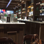 Café Olimpico Vieux Montréal Dentro