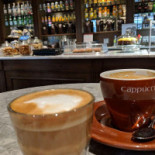 Café Olimpico Vieux Montréal Dentro