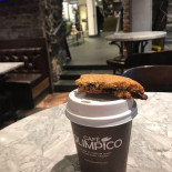 Café Olimpico Vieux Montréal Bebida