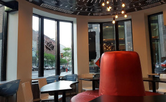 Java U - Intercontinental Hotel Dentro