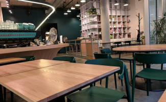 Monopole À l'intérieur