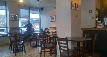 Java Blend Coffee Roasters Dentro