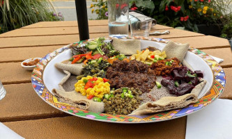 Shalom Ethiopian Eritrean Comida
