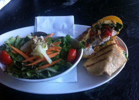 Pickle Barrel Yonge Eglinton Comida