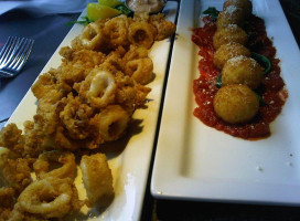 Pickle Barrel Yonge Eglinton Comida