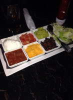 Pickle Barrel Yonge Eglinton Comida