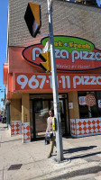 Pizza Pizza Exterior
