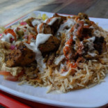 Nora Shawarma And Kebab (college St. Comida