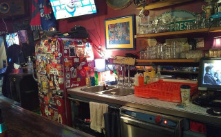 Done Right Inn À l'intérieur