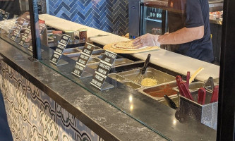 Doughbox Wood Fired Pizza Pasta Mississauga Bebida