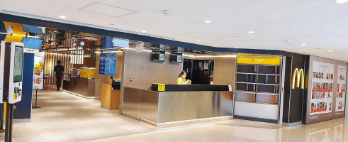 Doughbox Wood Fired Pizza Pasta Mississauga Exterior