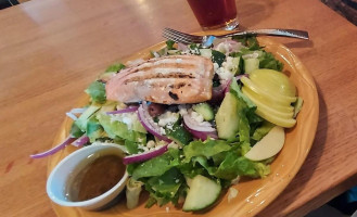 Frick and Frack Tap House Comida