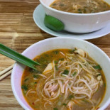 Mot To Vietnamese Comida