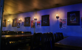 The Blues Can Dentro