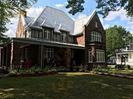 L'erudit Cafe Extérieur