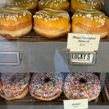 49th Parallel Cafe Lucky's Doughnuts West 4th Bebida
