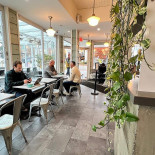 49th Parallel Cafe Lucky's Doughnuts West 4th Exterior