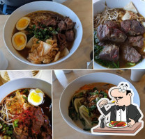 Taro Noodle House food