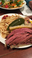 Reuben's Deli & Steaks food