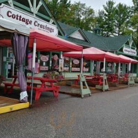 Cottage Cravings Cafe & Gift Shop outside