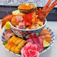 Kin Kin O-ka-ne By Oo-kinza Fish House food