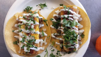 Taco Revolution food