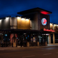 Boston Pizza 8th Street E food