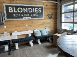 Blondies Cafe inside