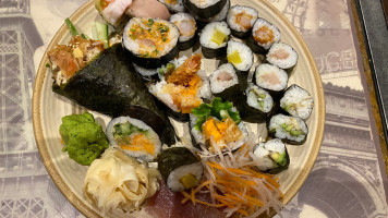 Sushi Perrot food