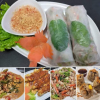 De Thai Cuisine food