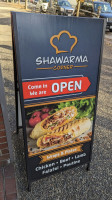 Shawarma Corner food