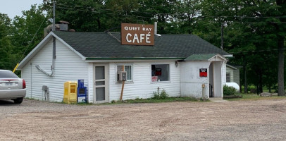 Quiet Bay Cafe outside