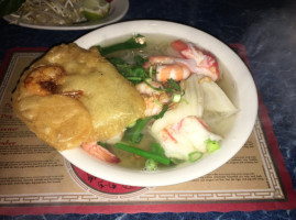 Nhu Quynh Restaurant food