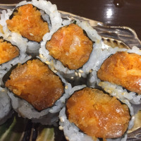 Gal's Sushi food
