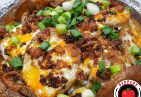 Peppery Pizza And Poutine food