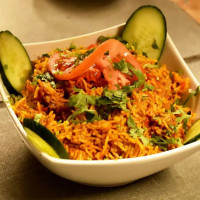 Modern Handi Indian Cuisine food