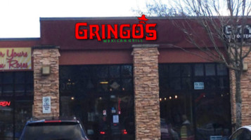 Three Gringos Mexican Grill outside