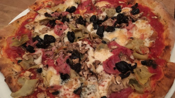 Lombardo's Pizzeria & Restaurant food