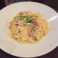 Santo's Italian Cuisine food