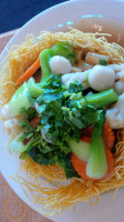 New Mee Fung Restaurant food