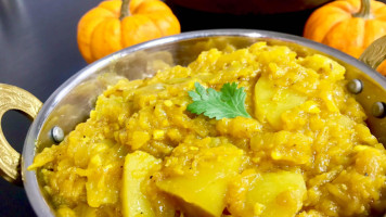 Pabla Curry House food