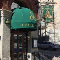 The Old Triangle Irish Ale House food