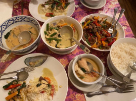 Thai Pudpong food